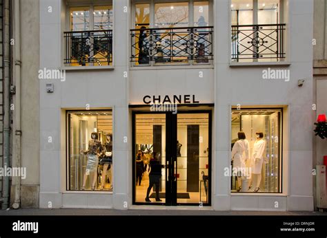 chanel souvenir de paris|Chanel stores in Paris.